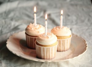 birthday-vanilla-cupcakes