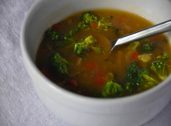 Broccoli and Red Bell Pepper Soup